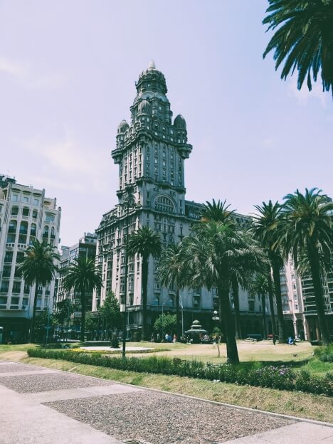 Flights to Montevideo (MVD)